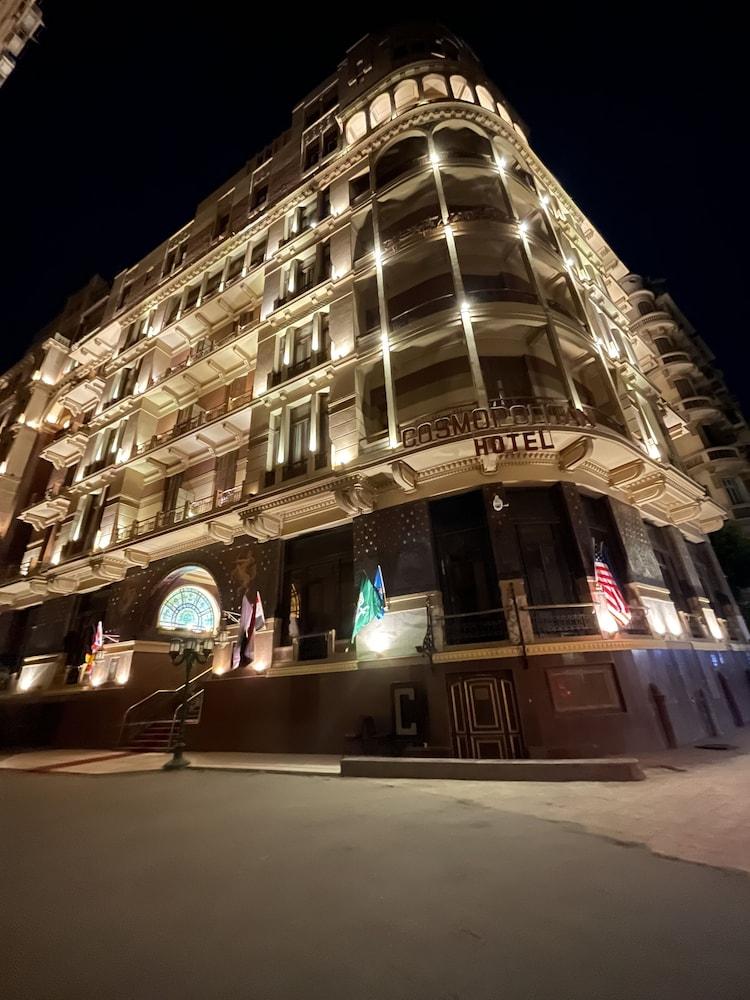 فندق كوزموبوليتان - Featured Image