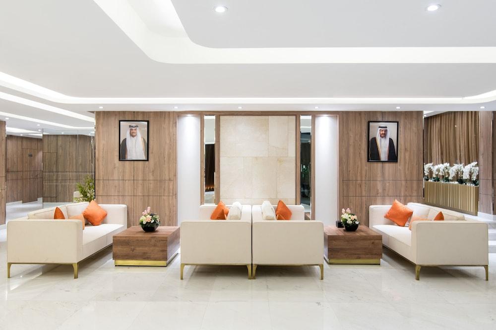 فندق كورب للأجنحة التنفيذية الدوحة - Lobby Sitting Area