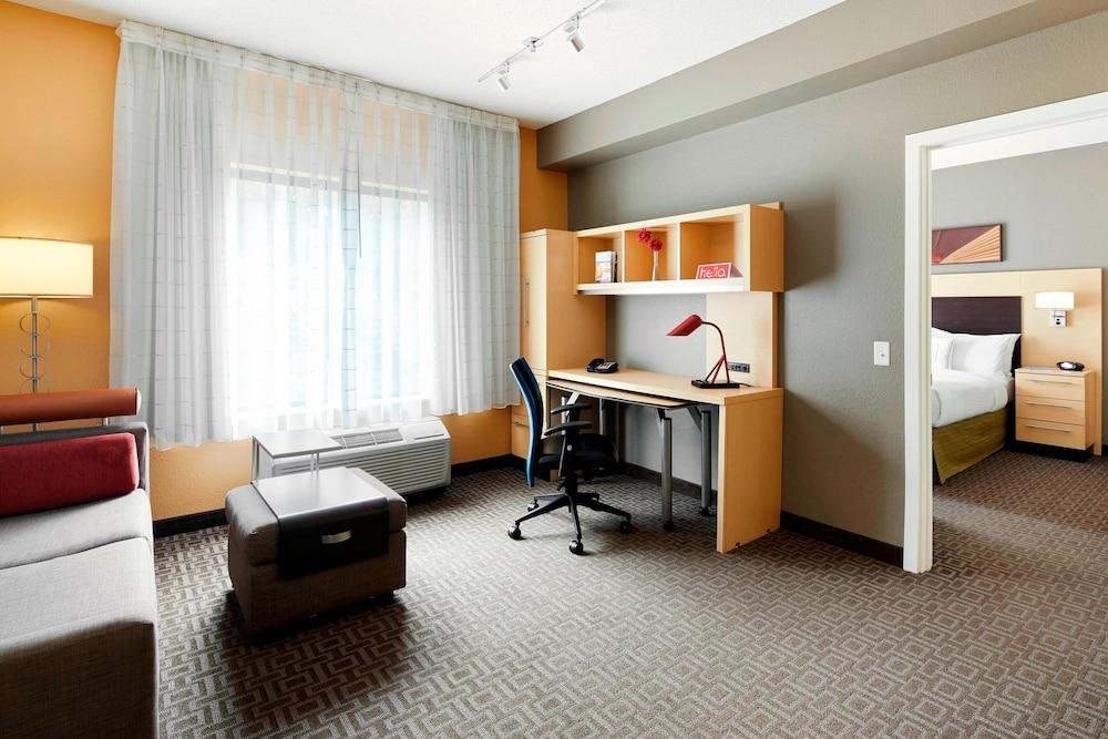 TownePlace Suites Harrisburg Hershey - Room