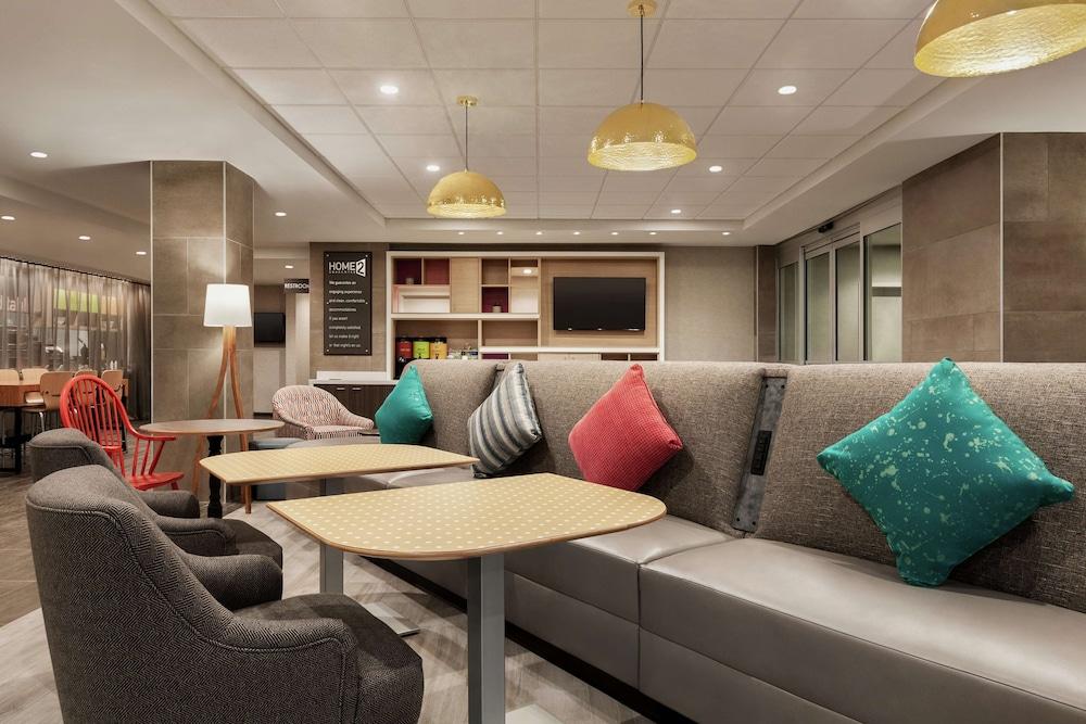 Home2 Suites by Hilton Silver Spring - Lobby