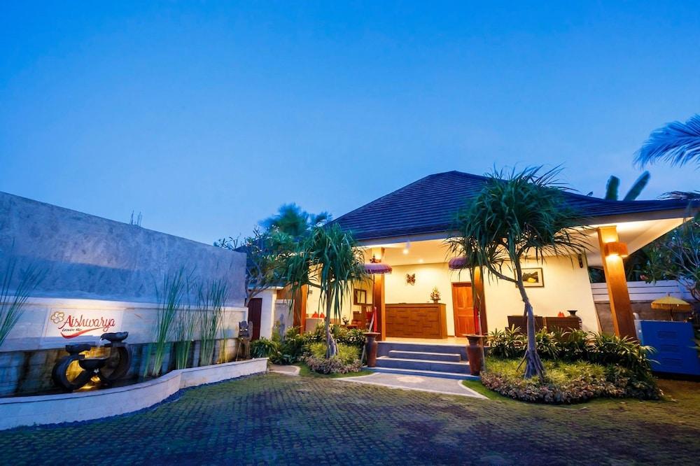 Aishwarya Exclusive Villas - Lobby