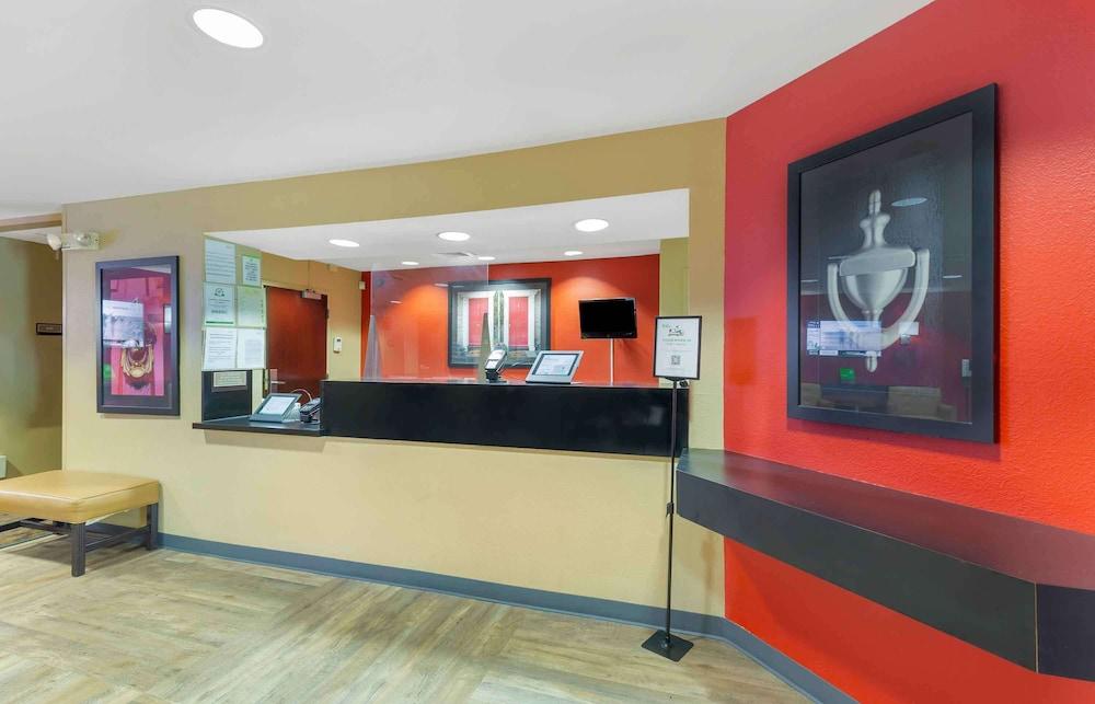 Extended Stay America Suites Washington DC Chantilly Dulles - Lobby