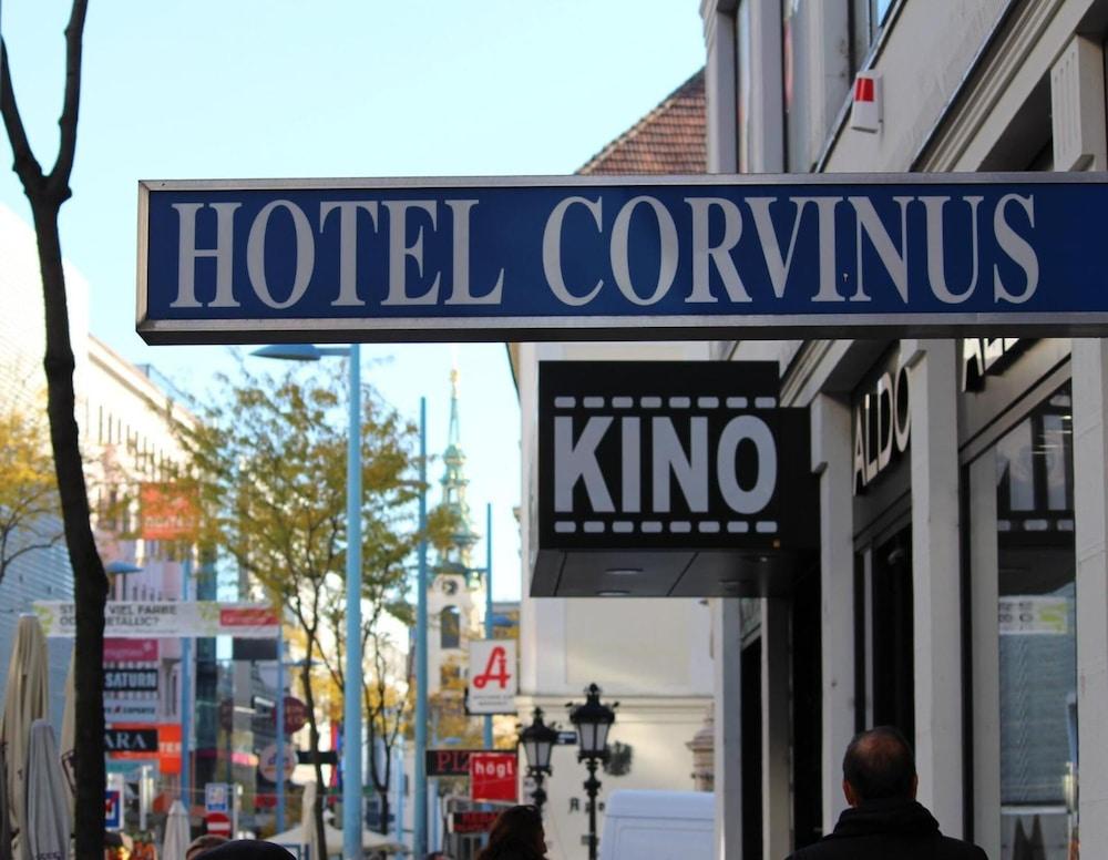 Hotel Corvinus - Exterior
