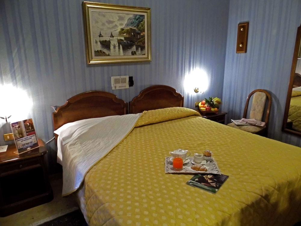 Hotel Accursio - Room