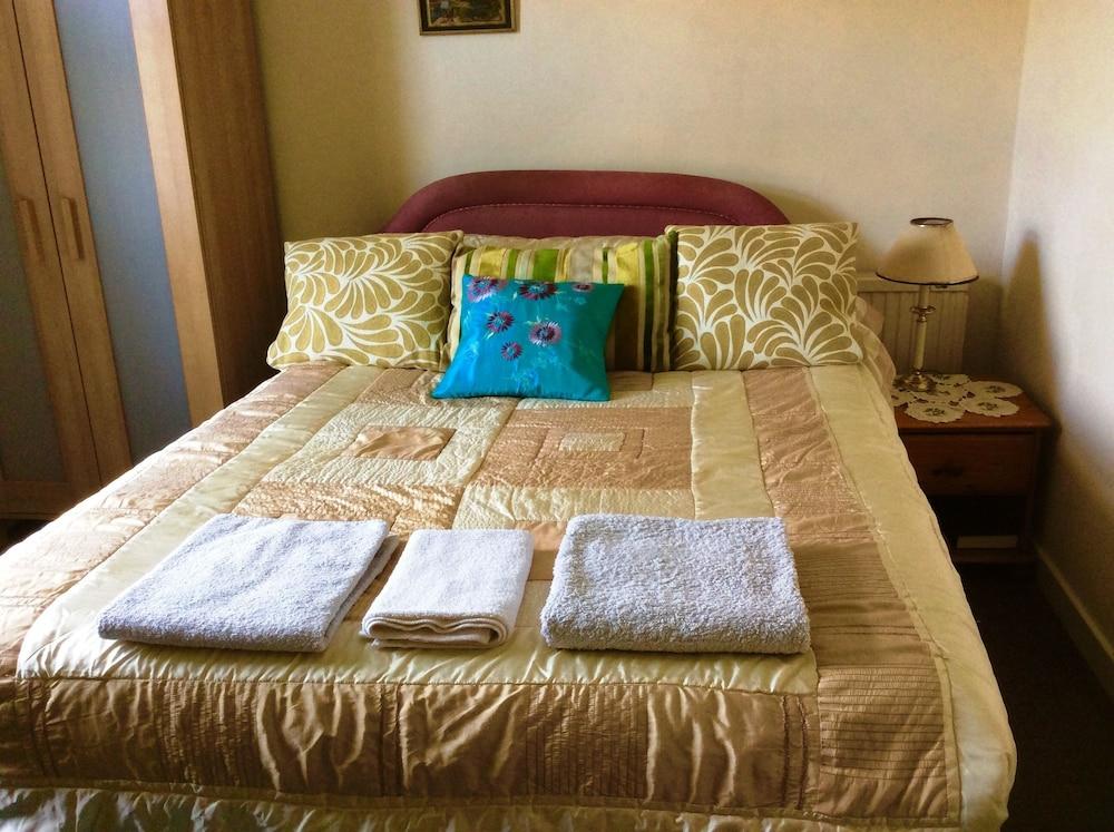 Cotefields Bed & Breakfast - Room