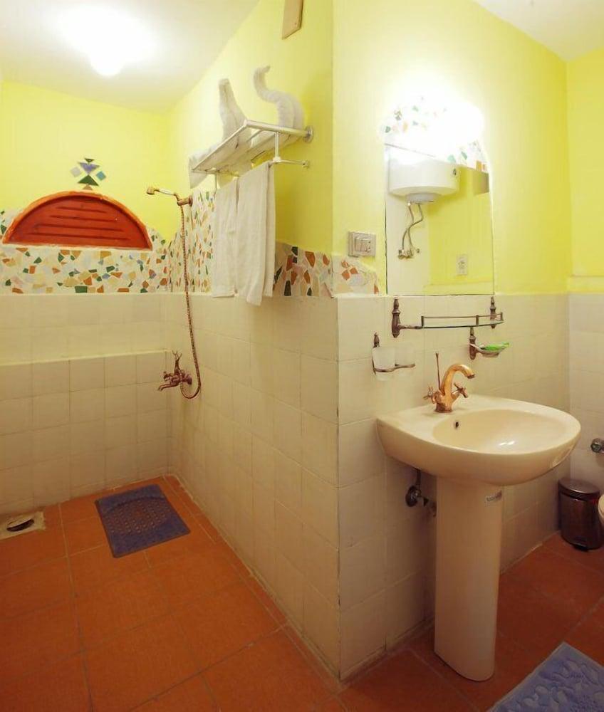Anakato Nubian Houses - Bathroom Sink