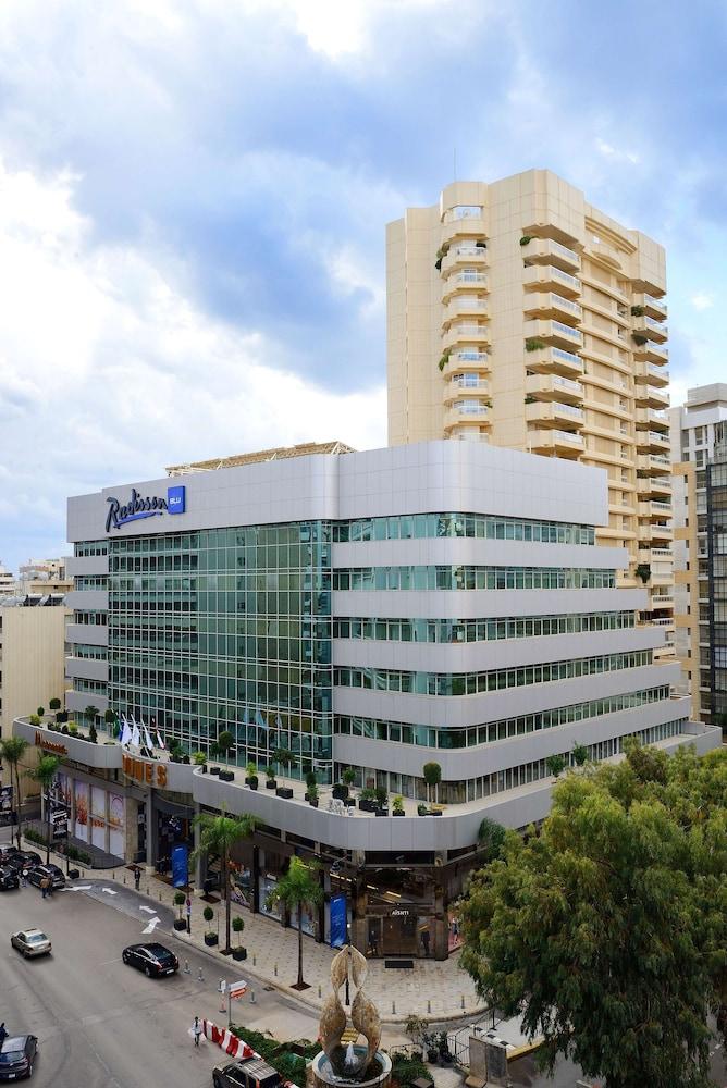 فندق راديسون بلو، بيروت فردان - Exterior