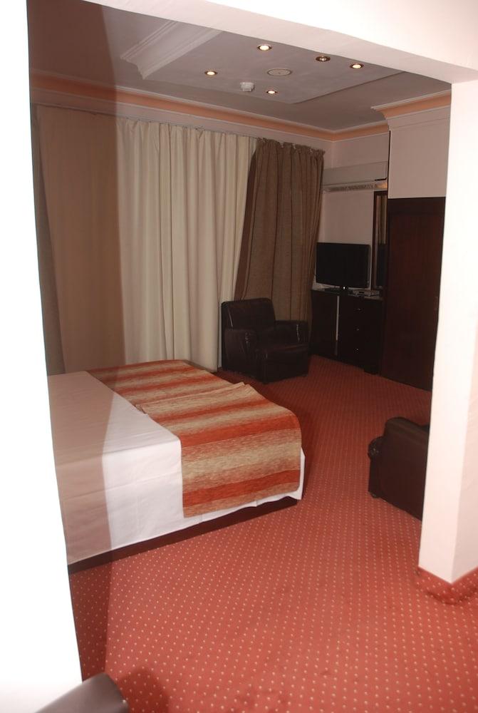 El Tonsy Cairo Hotel - Room