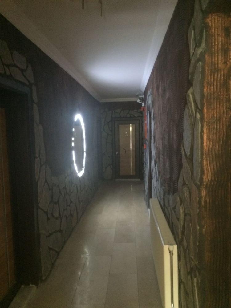 Karagoz Rezidans - Hallway