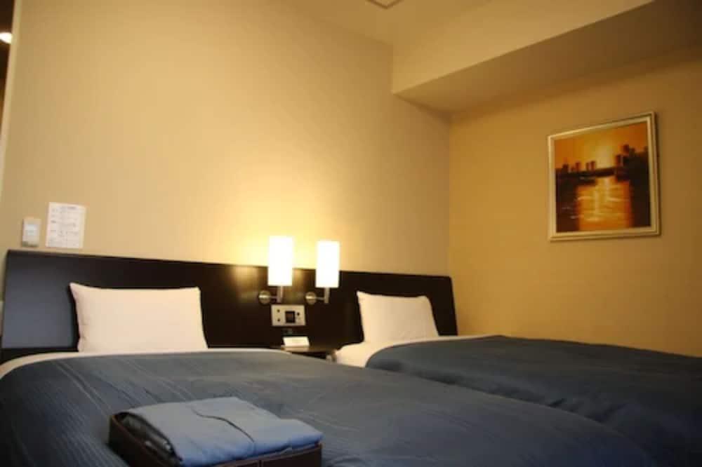 Hotel Route - Inn Sapporo Chuo - Room