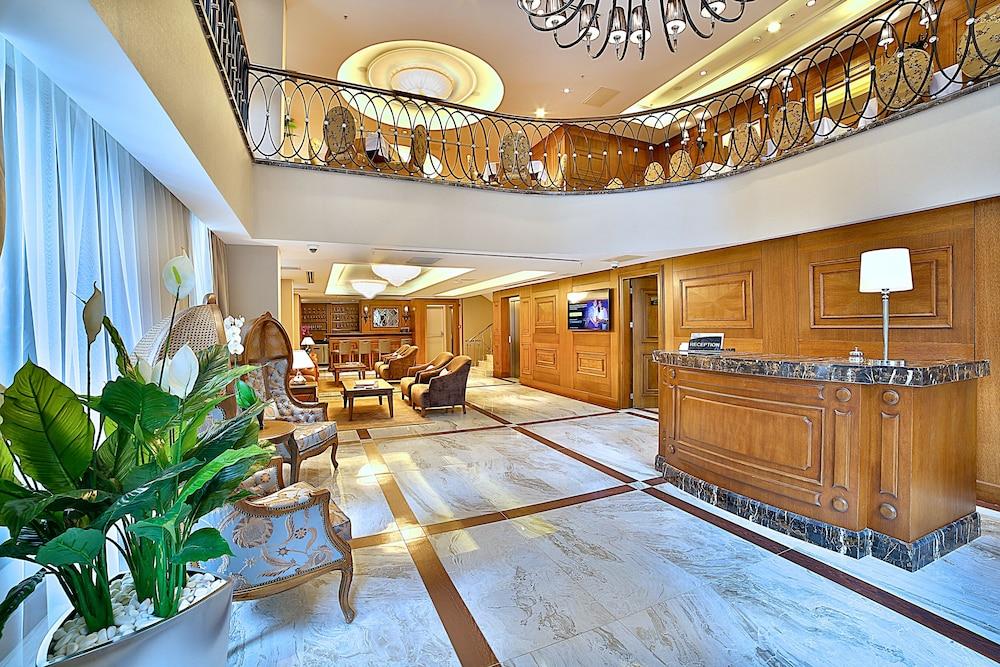 Adelmar Hotel İstanbul Sisli - Interior Entrance