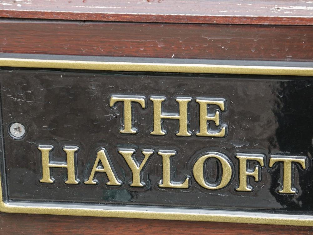 The Hayloft at Tennant Barn - Interior