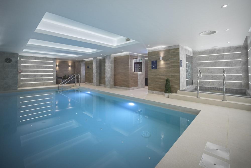 Hotel Sheraton - Indoor Pool