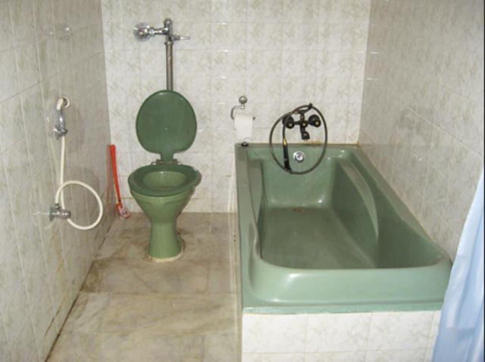 سوماسري هوم ستاي - Bathroom