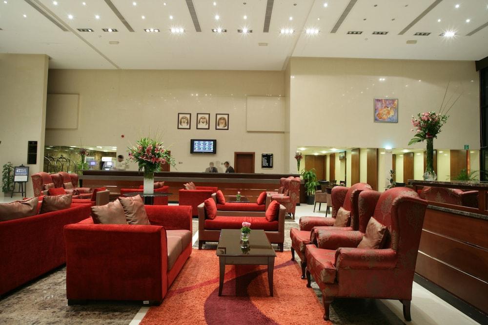 Ramada Hotel & Suites by Wyndham Ajman - Lobby