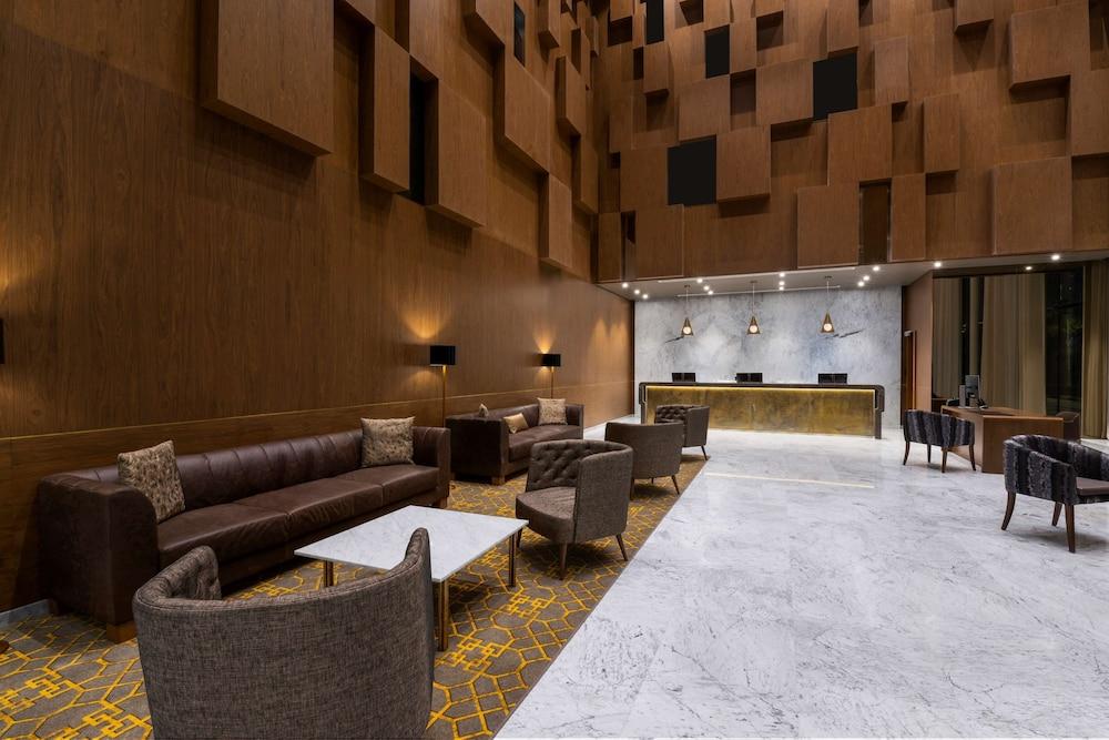 Aleph Doha Residences, Curio Collection by Hilton - Lobby
