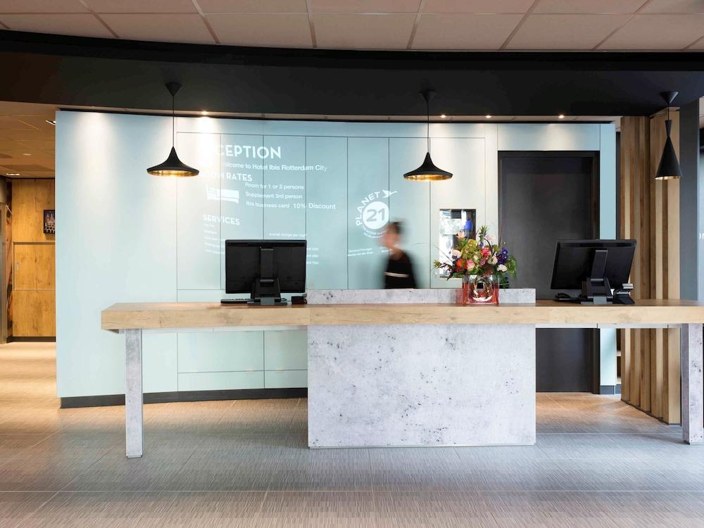 Ibis Rotterdam City Centre - Reception Hall