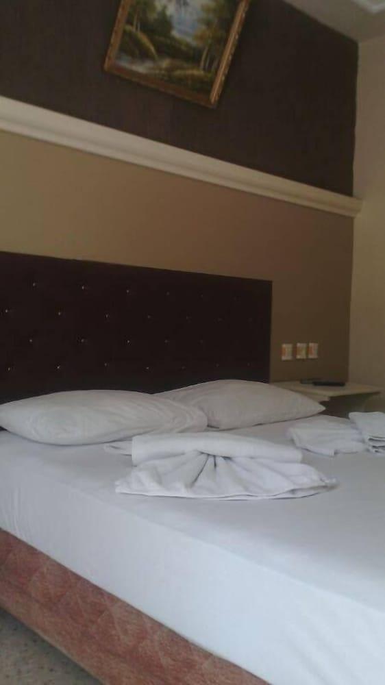 Selay Hotel - Room