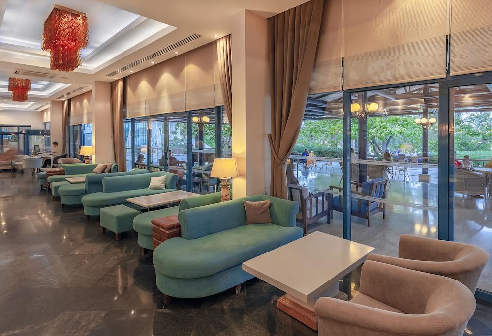 Sunrise Resort Hotel - All Inclusive - Lobby