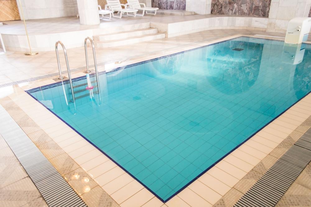 President-Hotel - Indoor Pool