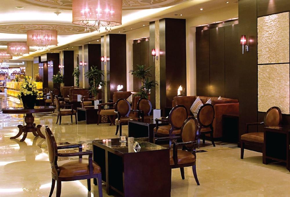Dorar Al Eiman Royal  - Lobby Sitting Area