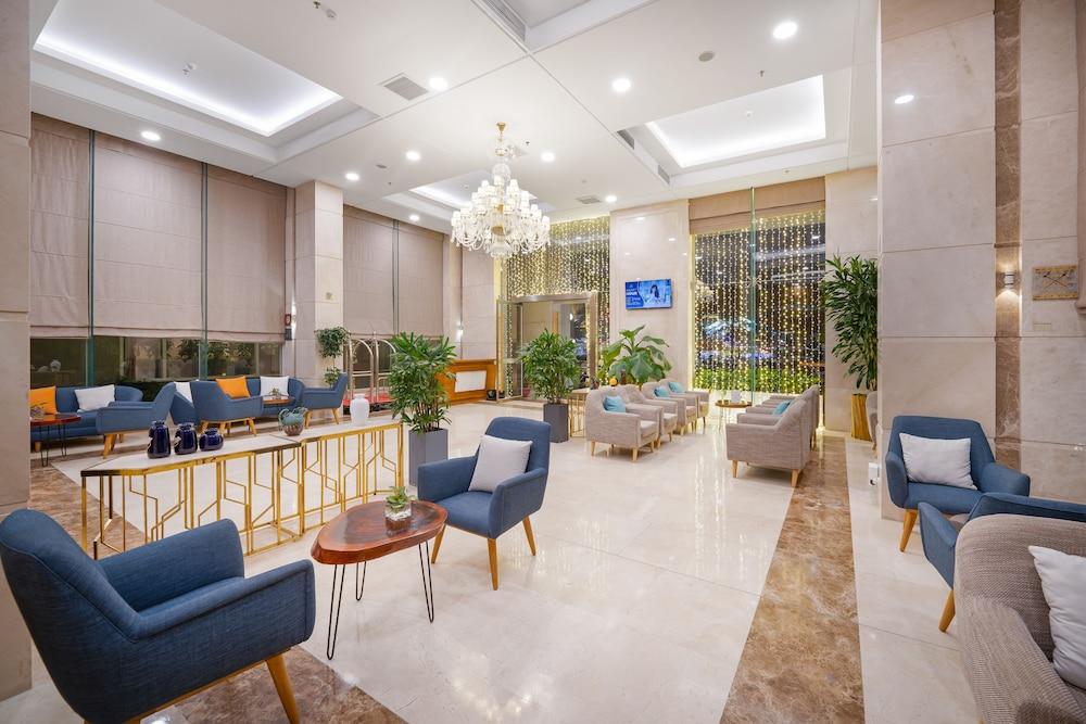 Diamond Sea Hotel - Lobby