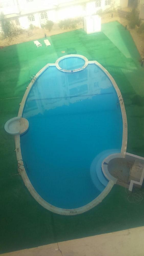 Sun Set Resort - Pool