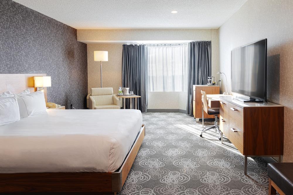 Hilton Montreal Laval - Room