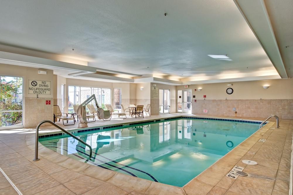 Homewood Suites by Hilton Fort Collins - Pool