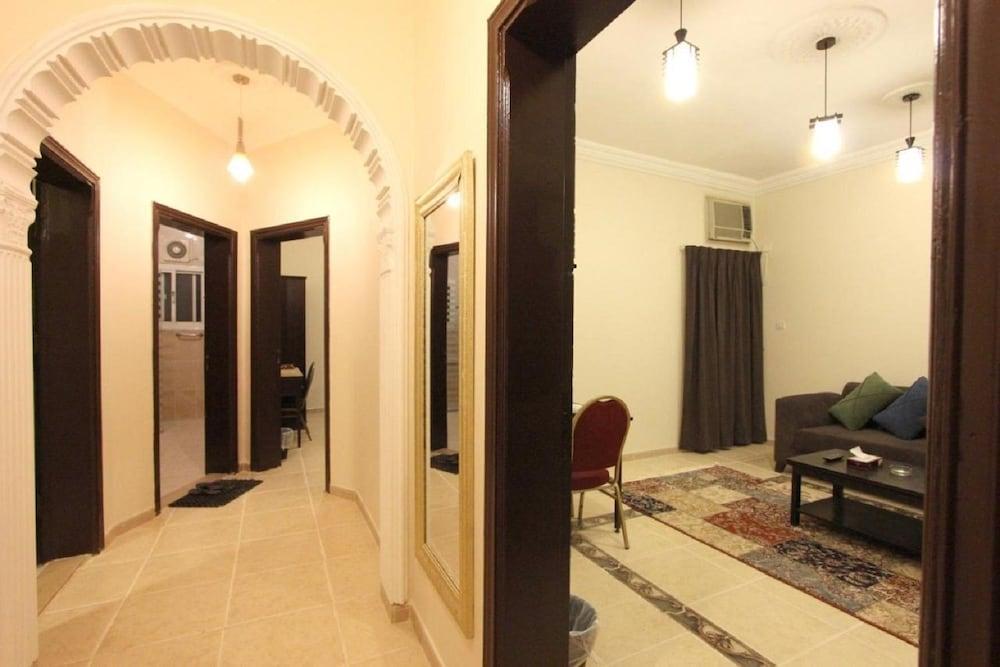 Abahi Apartment - Room