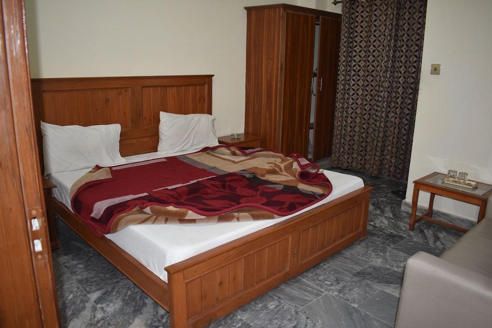 Hotel Al Hamrah - Room