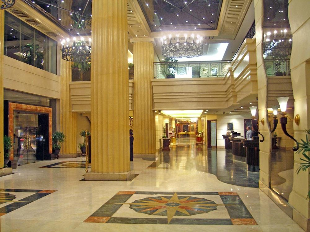 The Heritage Hotel Manila - Lobby