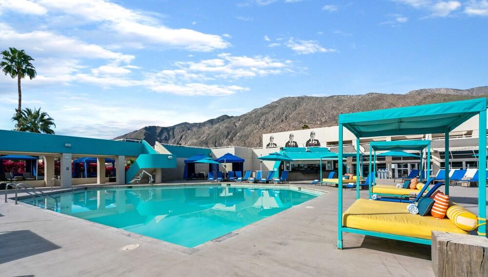 Hotel Zoso - Outdoor Pool