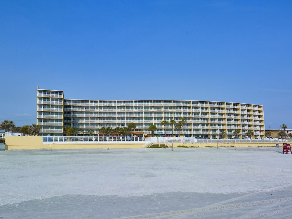 Holiday Inn Resort Daytona Beach Oceanfront, an IHG Hotel - Beach