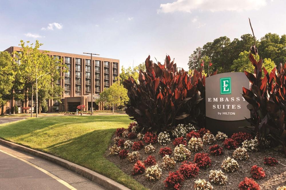 Embassy Suites by Hilton Richmond - Featured Image