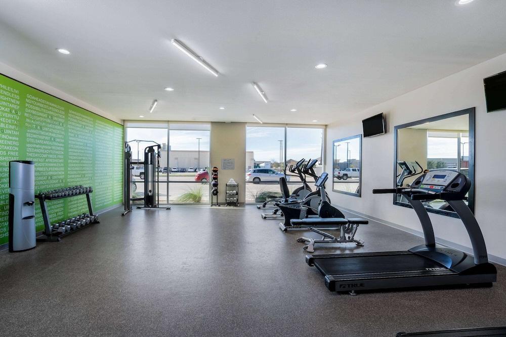 La Quinta Inn & Suites by Wyndham Houston Cypress - Fitness Facility