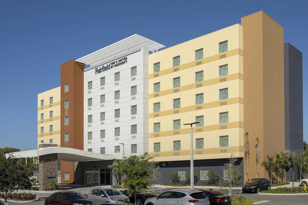 Fairfield Inn & Suites by Marriott Miami Airport West/Doral - Exterior
