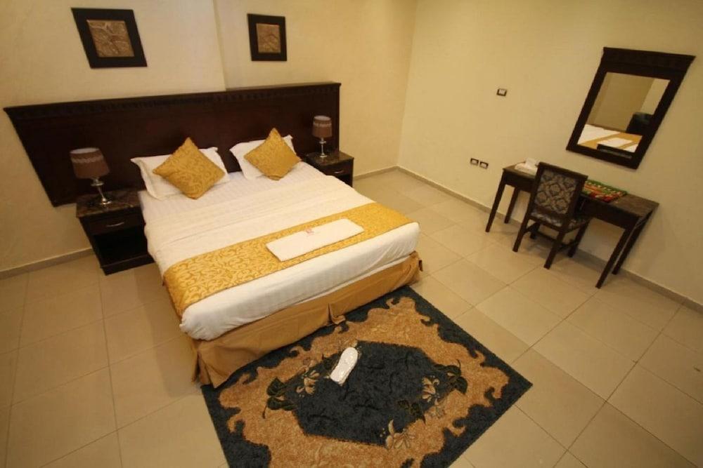 Althanaa Alraqi Hotel Suites - Room