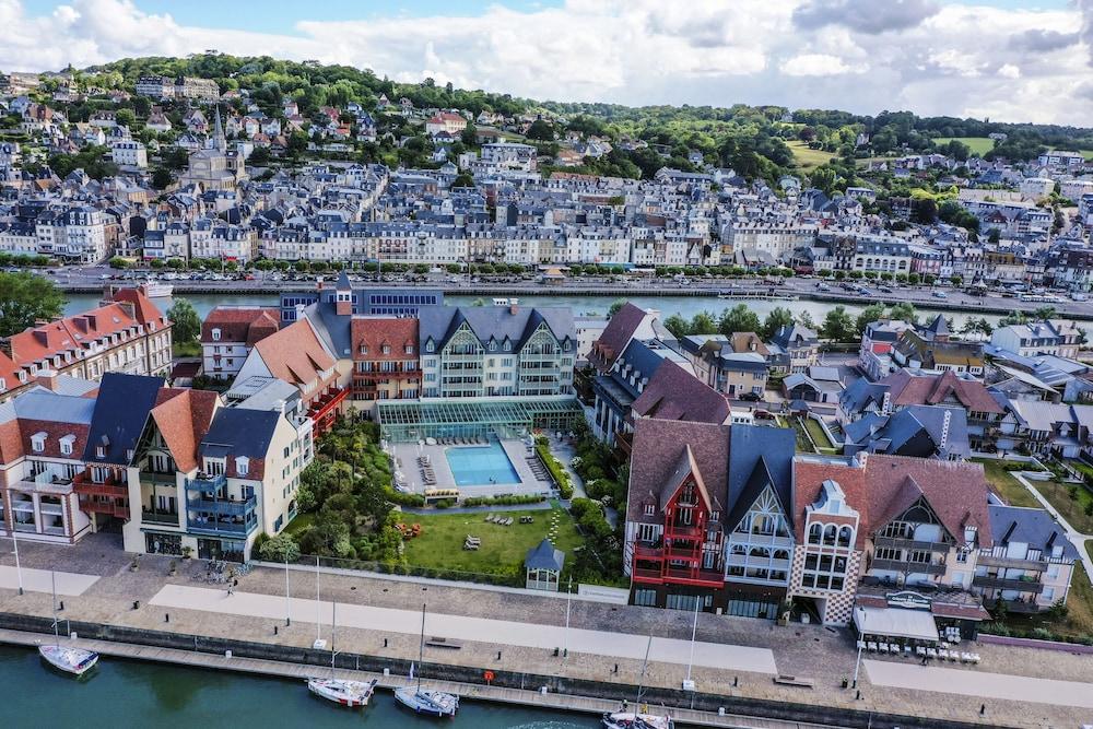 Premium Residence Presqu'Ile de la Touques - Pierre & Vacances - Aerial View