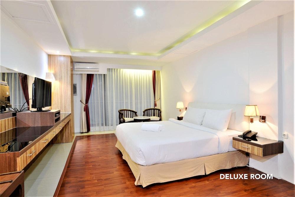 Kasira Residence Serviced Apartment - Featured Image