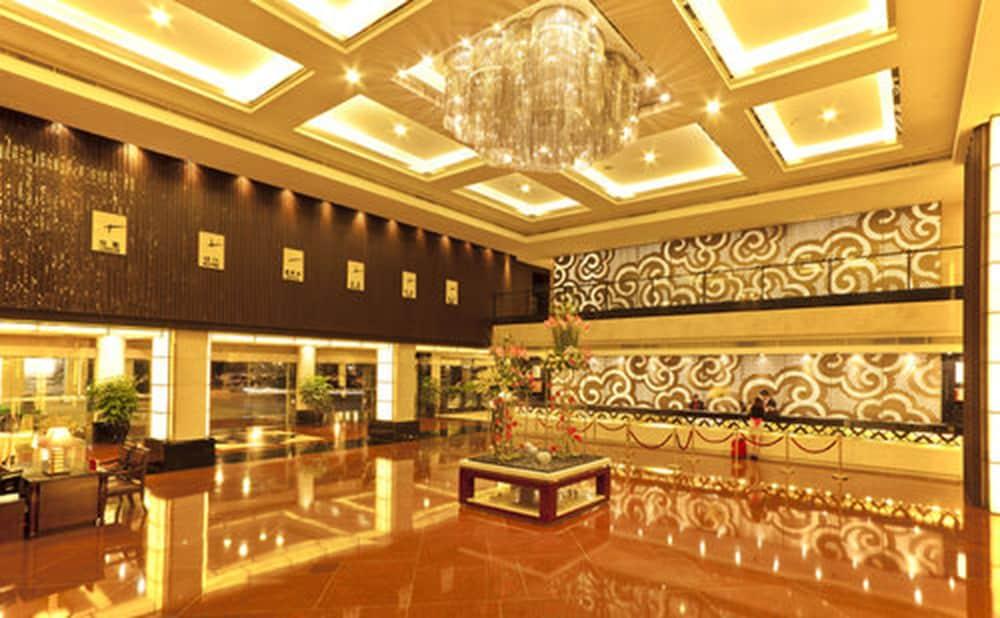 Baiyun Hotel Guangzhou - Check-in/Check-out Kiosk
