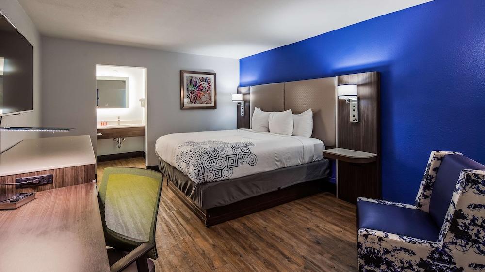 SureStay Plus Hotel by Best Western Sacramento Cal Expo - Featured Image