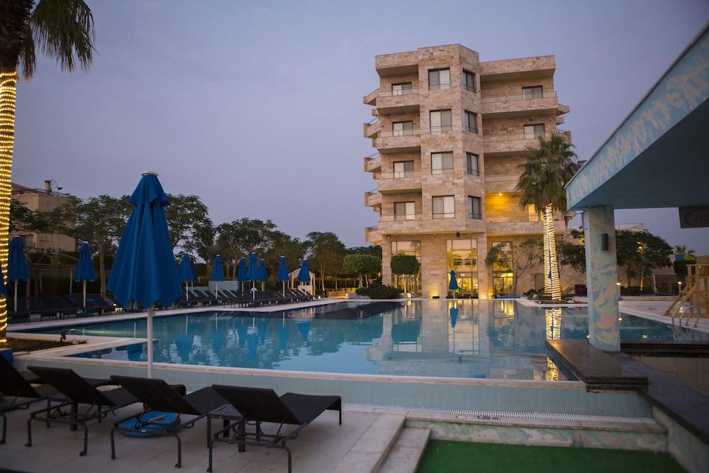 Ramada Resort by Wyndham Dead Sea - Pool