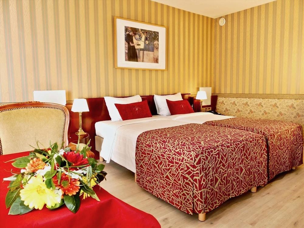 Golden Tulip De' Medici Hotel - Room