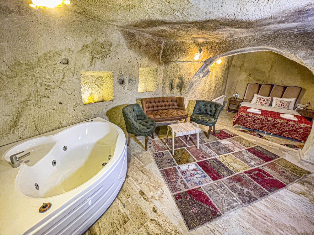 Heritage Cave Suites - Room