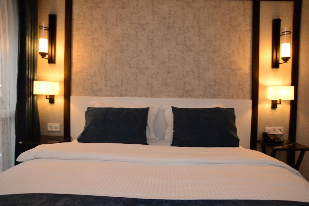 Gardenya Suit Hotel - Room