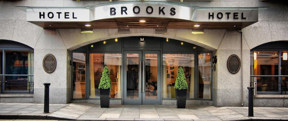 Brooks Hotel - Featured Image