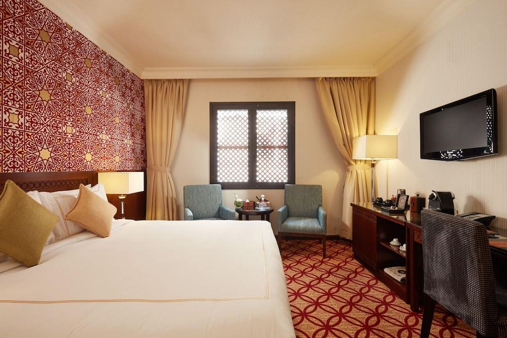 Dallah Taibah Hotel - Room
