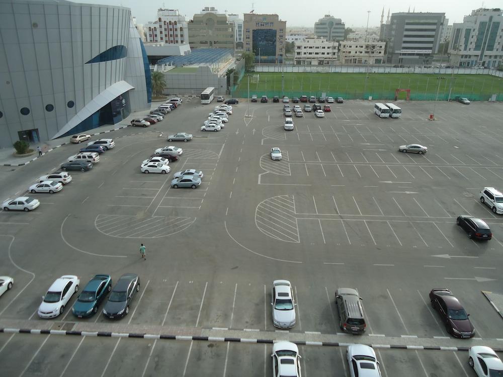 Al Jazira Club Hotel - Aerial View