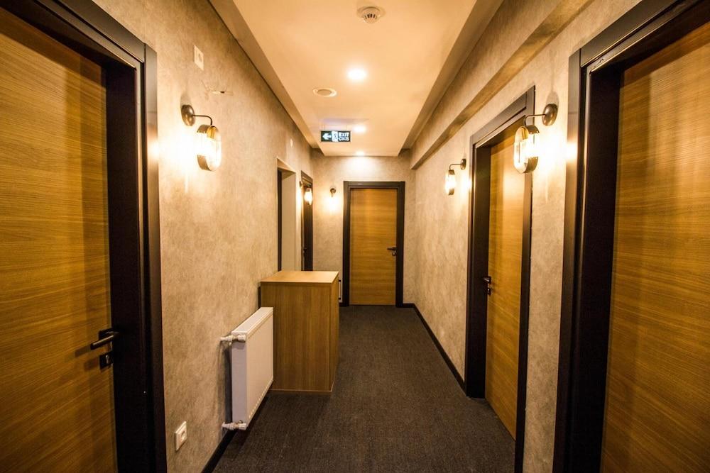 King Apart Suites - Interior